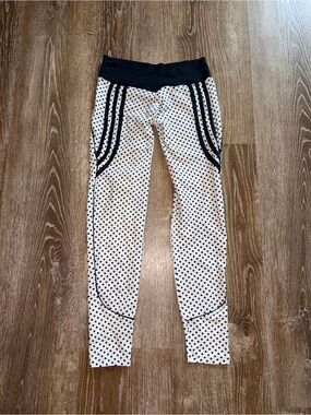 Y2K Polka Dot Active Leggings with Black Waistband